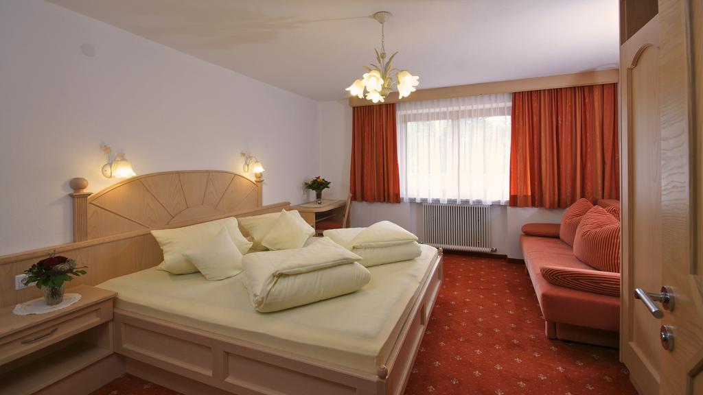 Komfort-Apartments Zufriedenheit Leutasch Quarto foto